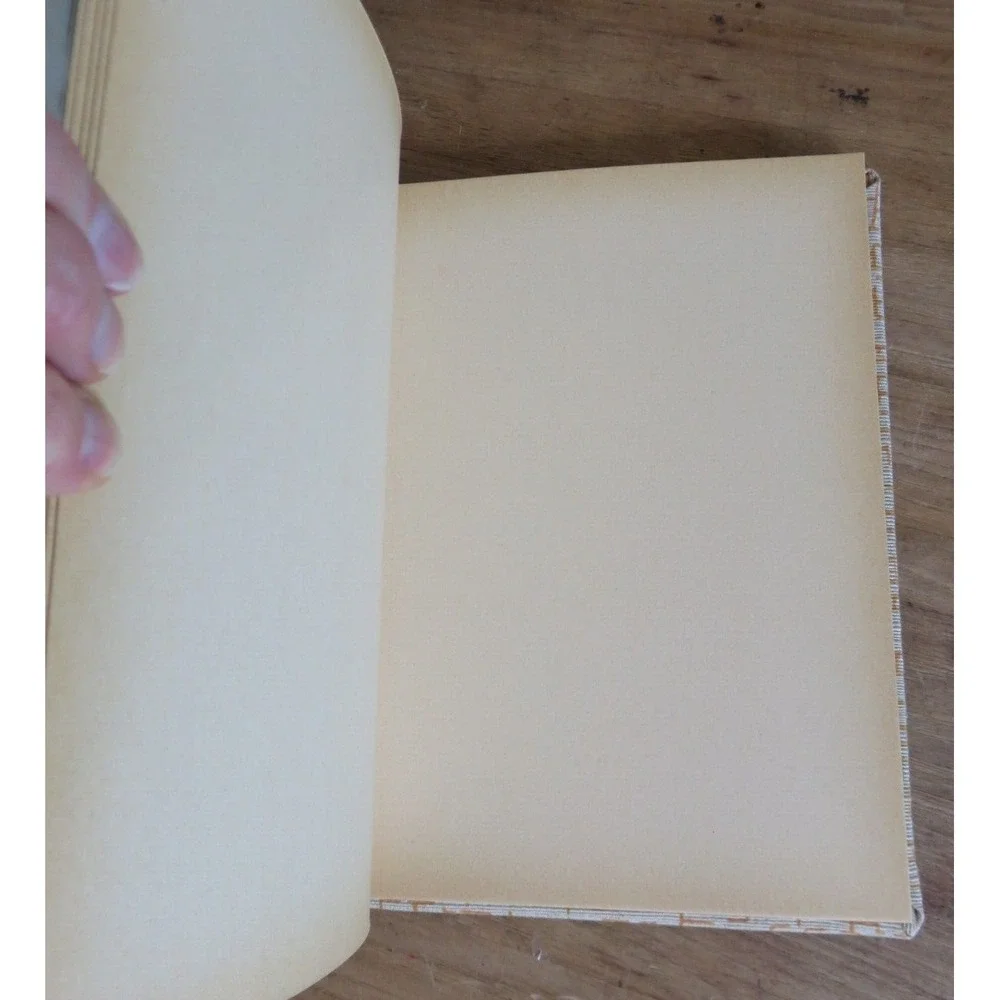 Shiko Munakata Purple Sleeves Hardcover Art Unlined Sketchbook Journal‎ Japan